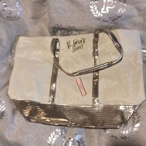 BNWT VICTORIA SECRET BAG